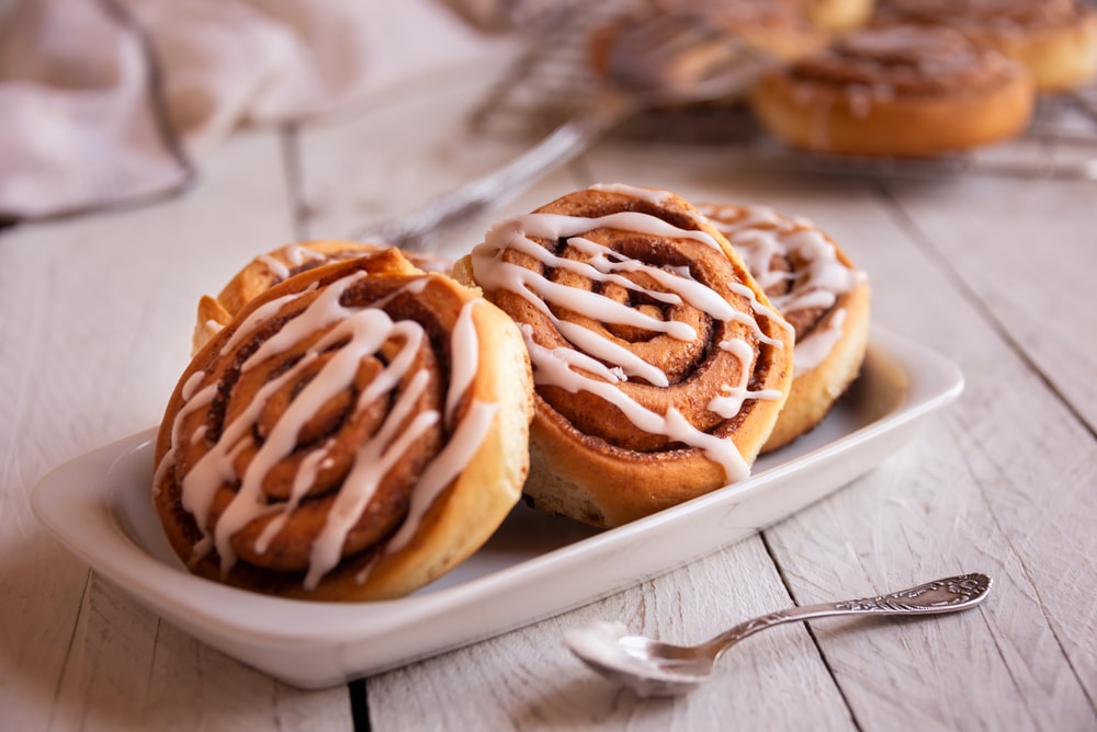 Cinnamon-Rolls-iStock-1306330236